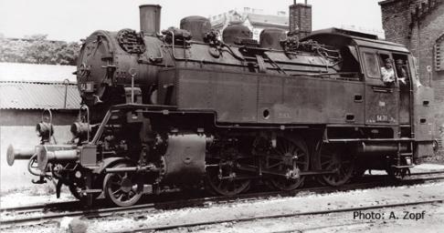 Steam locomotive Rh 64 (3-RAIL AC)<br /><a href='images/pictures/Roco/68202.jpg' target='_blank'>Full size image</a>